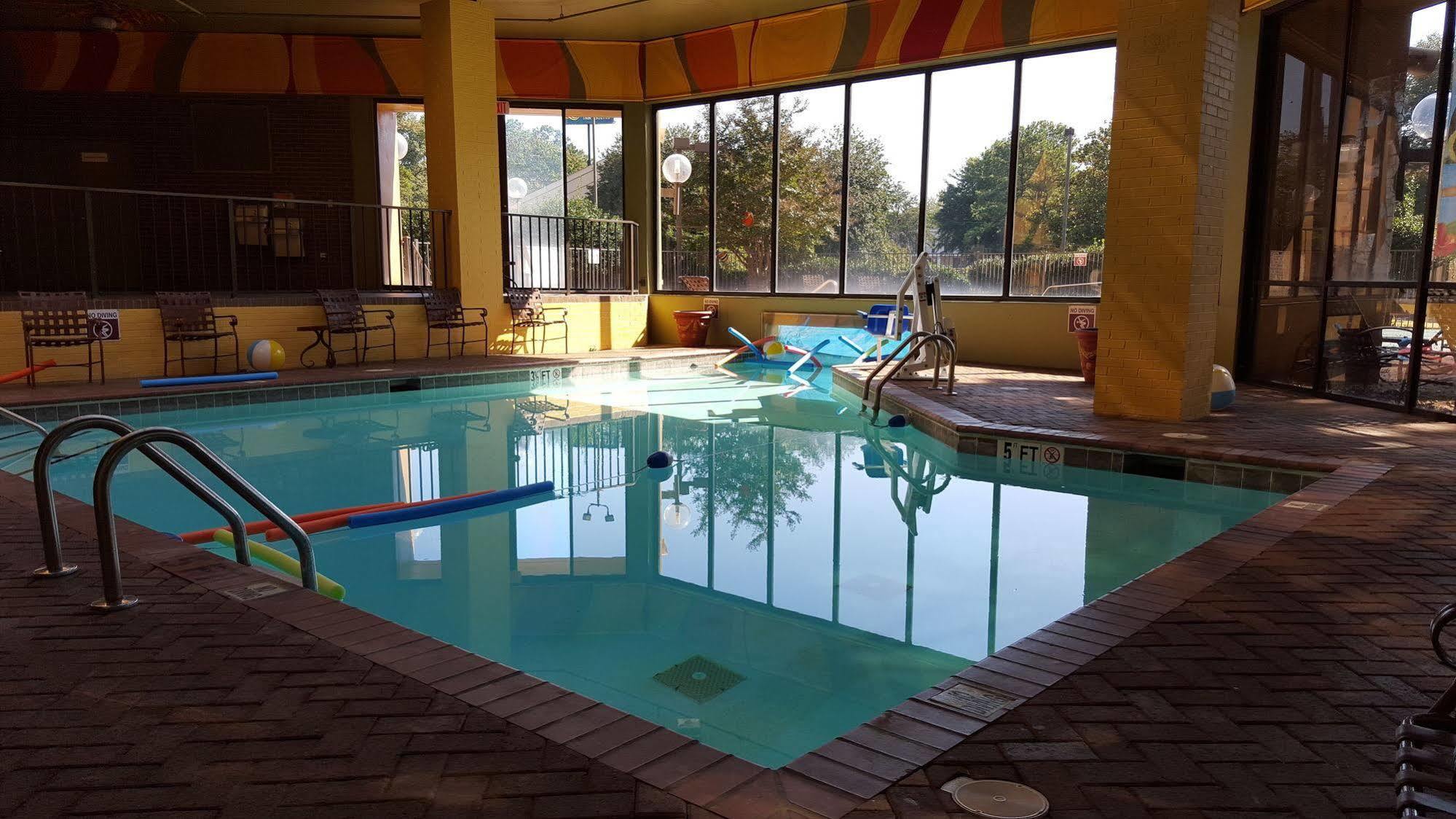 Ramada Plaza by Wyndham Atlanta Airport Otel College Park Dış mekan fotoğraf